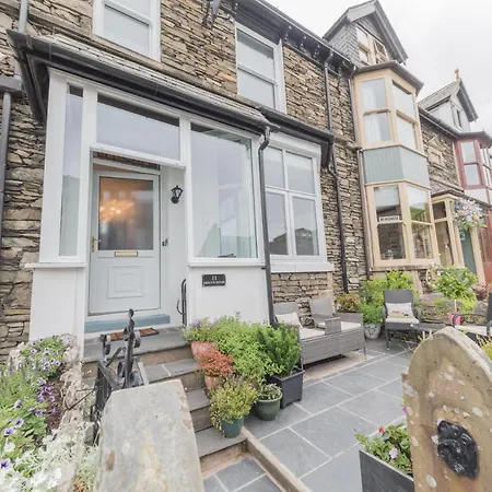 Abacus House Pensjonat 4*